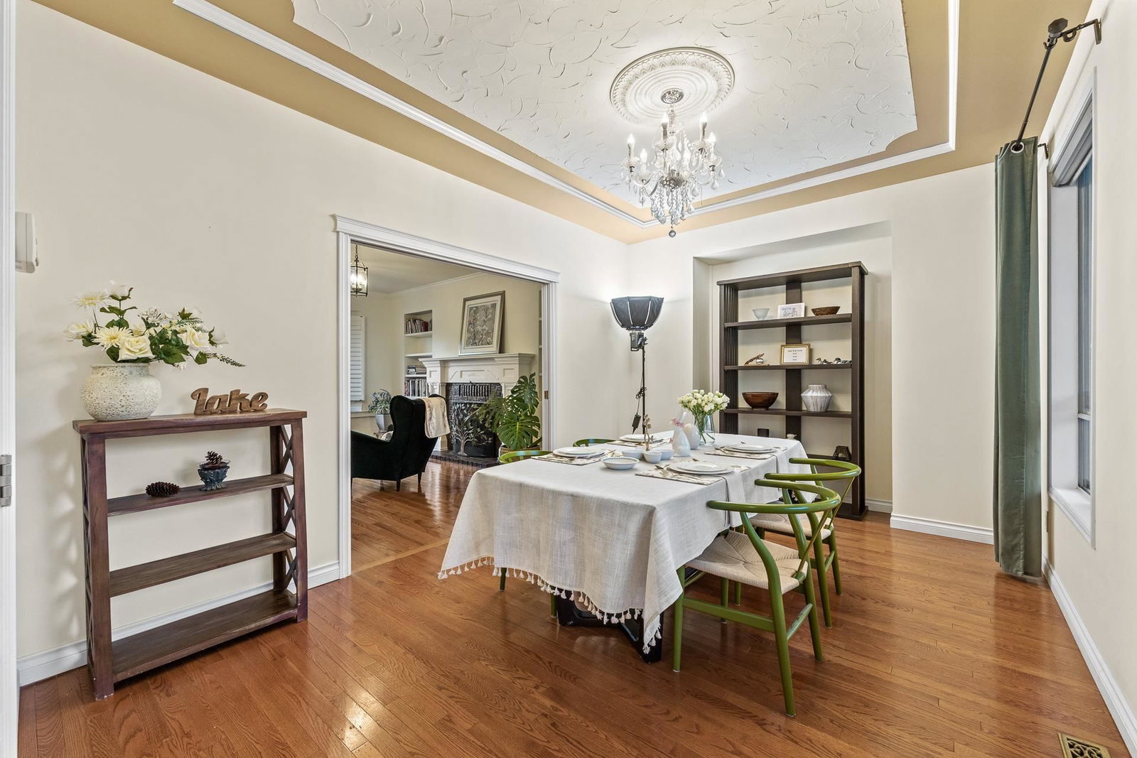 Listing Image 9