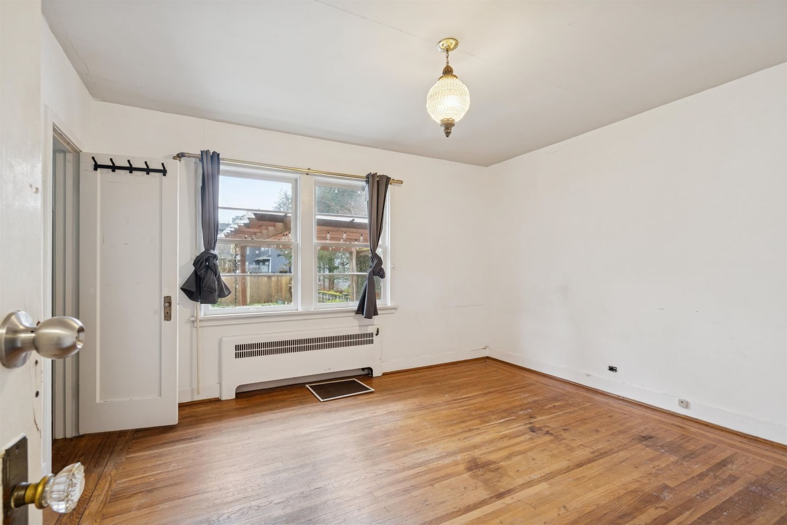 Listing Image 17