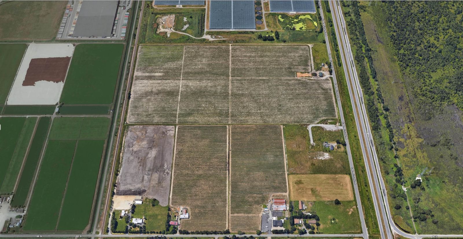 Listing Image 24