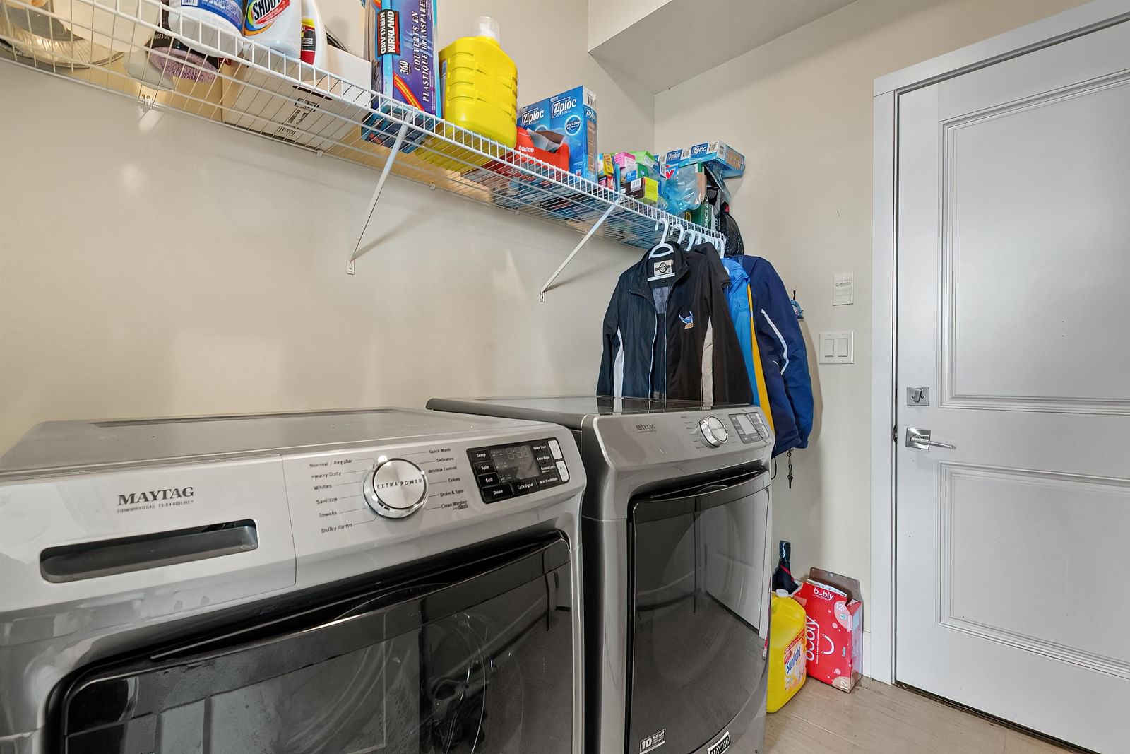 Listing Image 20