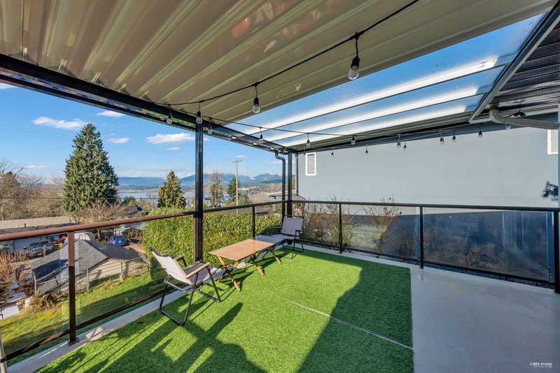 7247 Barnet Road, Burnaby, V5A 1E3 | Image 2