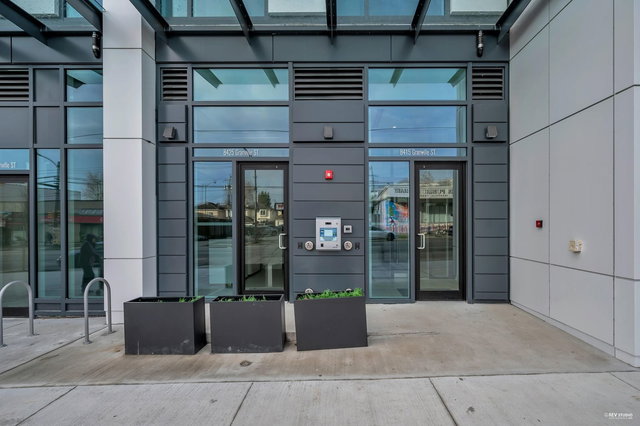 304 - 8415 Granville Street