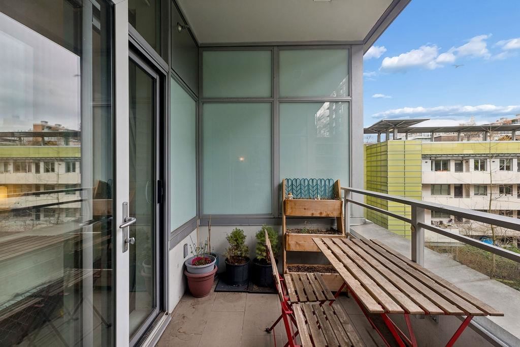 Listing Image 17