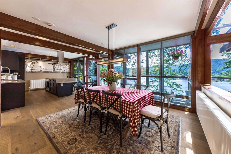 4885 Cove Cliff Place, North Vancouver, V7G 1H9 | Image 2