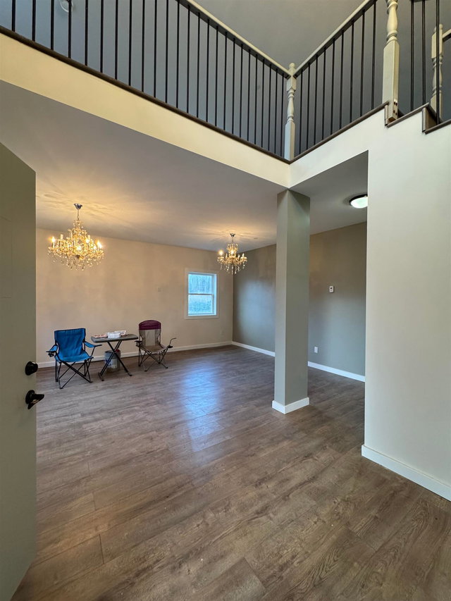 Upper - 11442 240 St Street