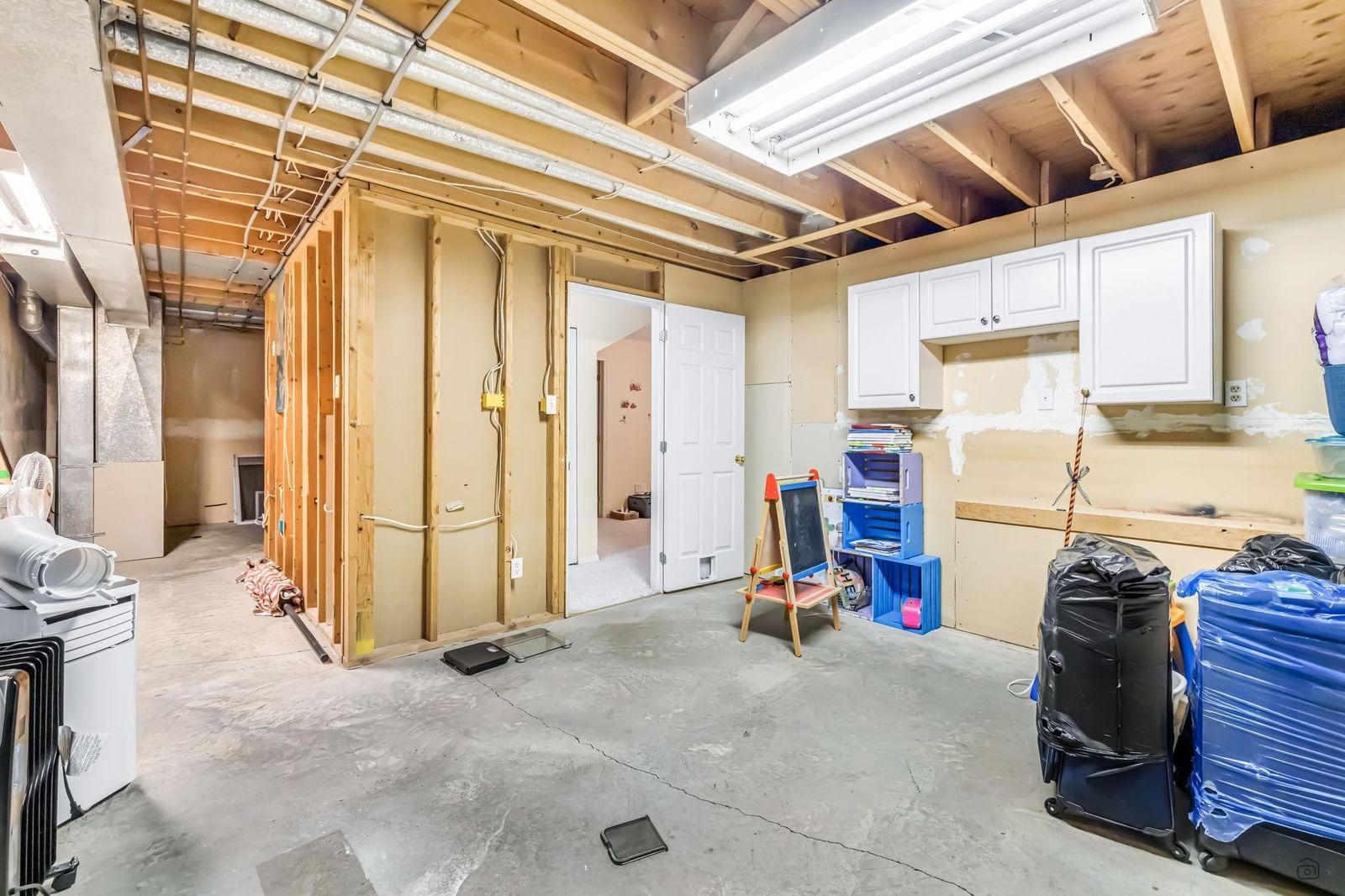 Listing Image 25