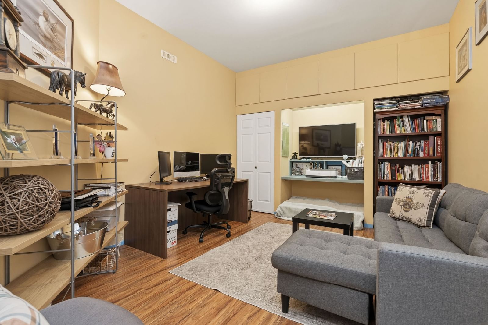 Listing Image 22