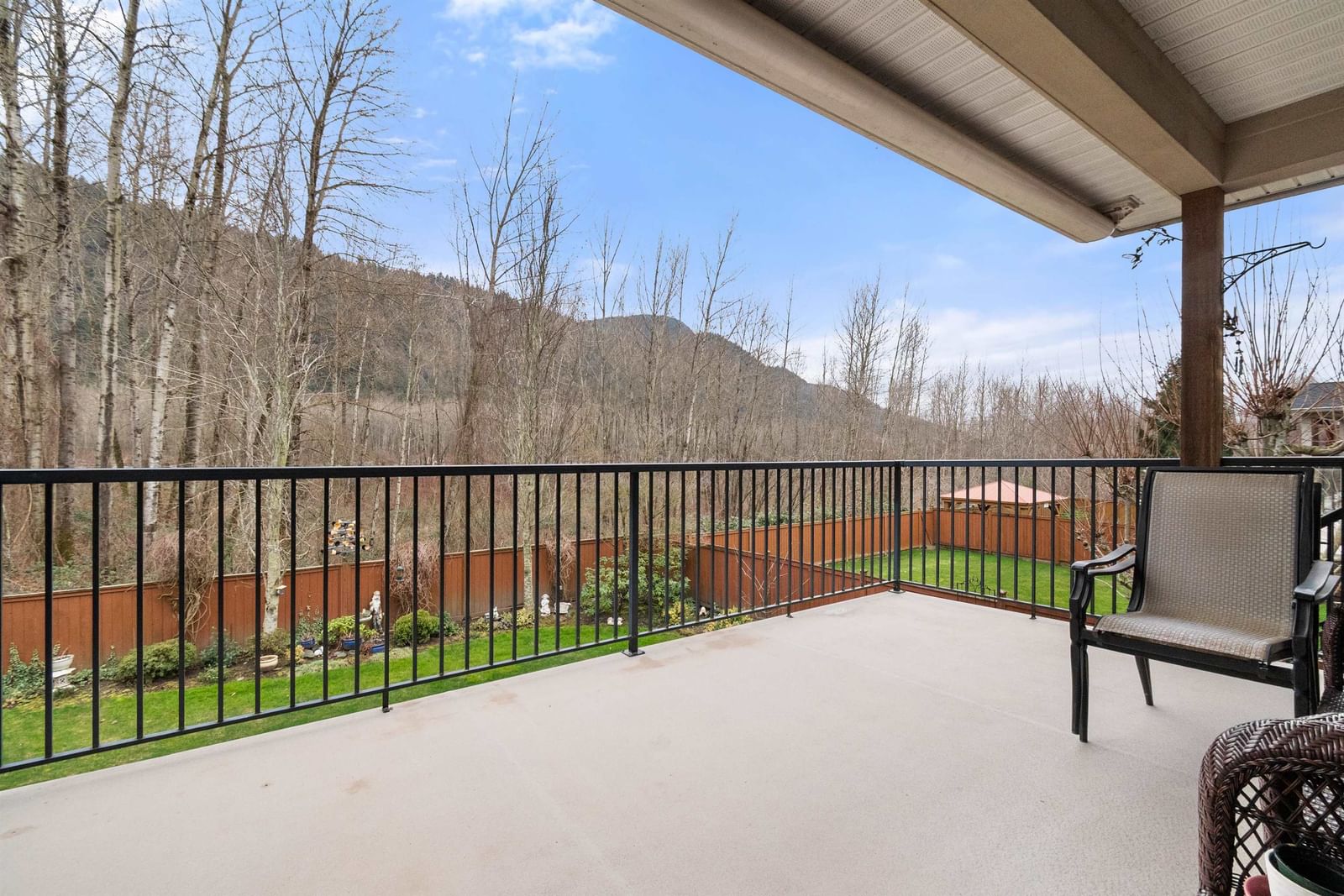 Listing Image 11