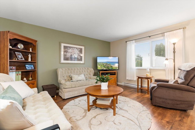 35 - 7455 Huron Street