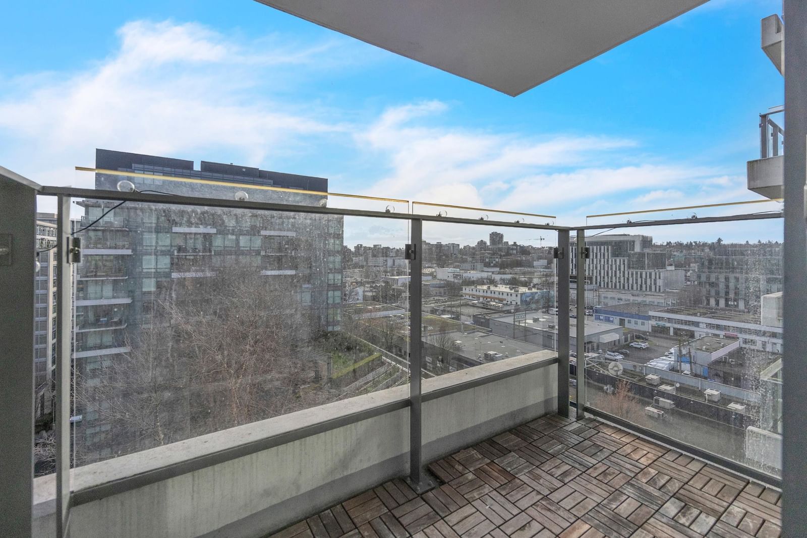 Listing Image 19
