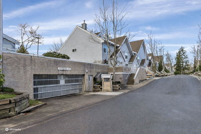 28 - 13713 72a Avenue