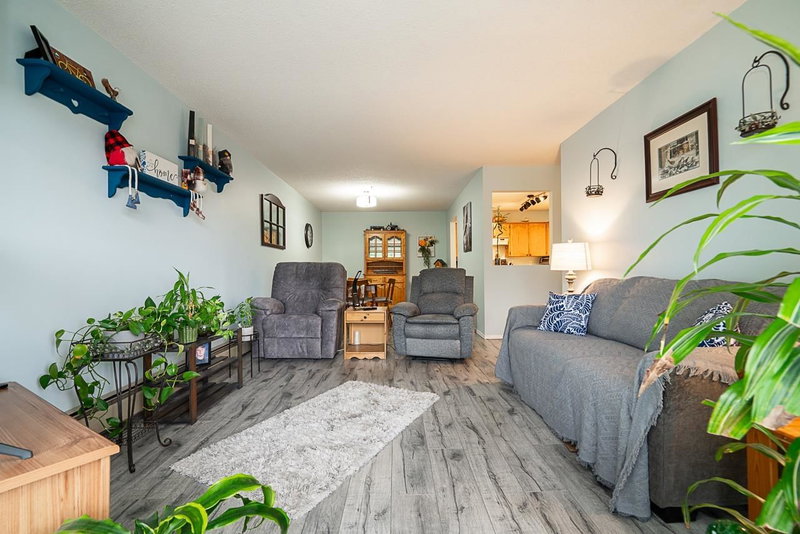 216 - 31850 Union Avenue, Abbotsford, V2T 4V2 | Image 2