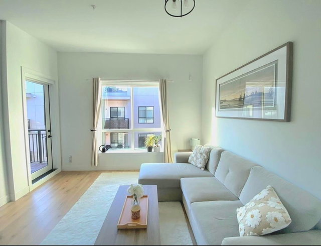 628 - 55 Klahanie Drive