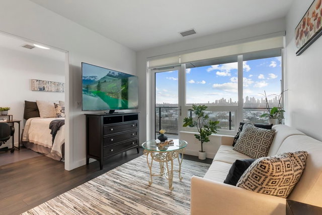 2504 - 2425 Alpha Avenue