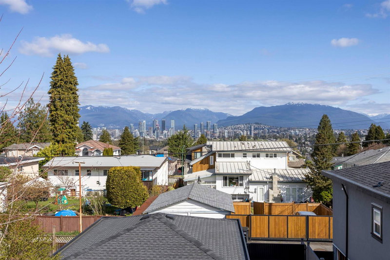 5001 Dover Street, Burnaby, V5H 1R4 | Image 3