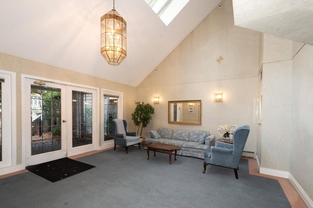 7 - 2110 Marine Drive