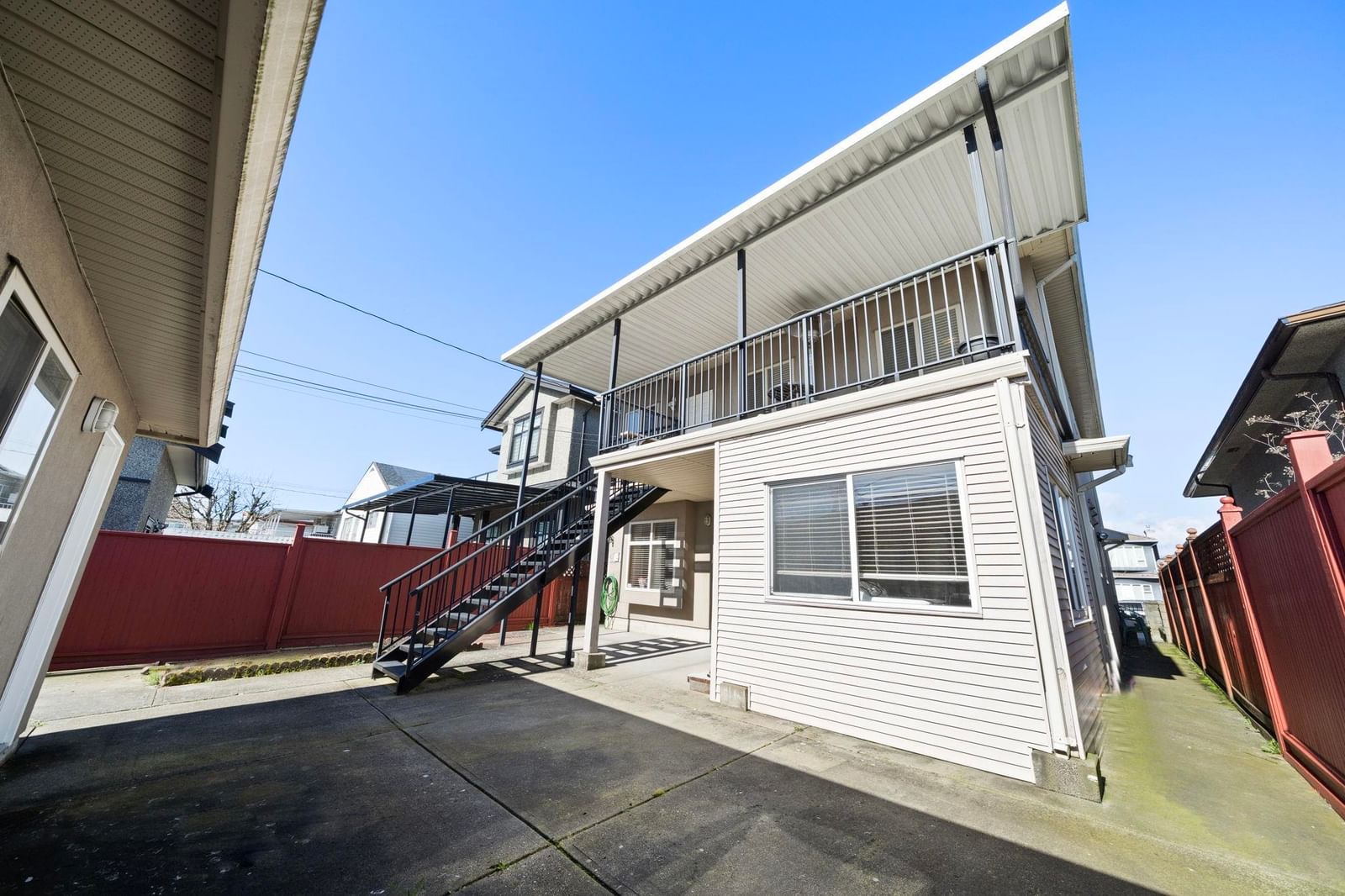 Listing Image 6