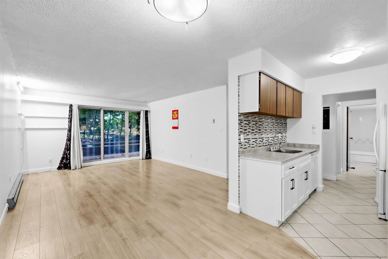 216 - 9857 Manchester Drive, Burnaby, V3N 4P5 | Image 3