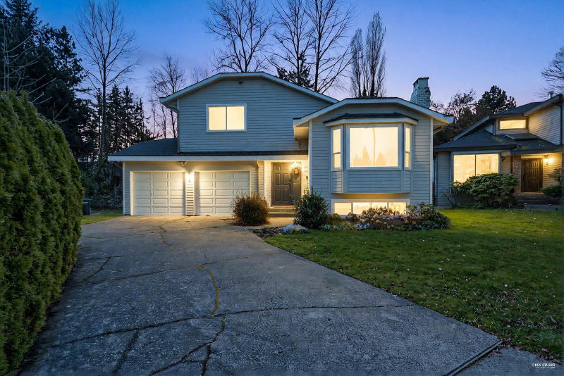 3055 Rothbury Place