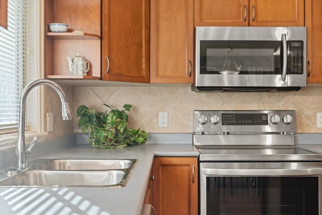 170 - 46000 Thomas Road