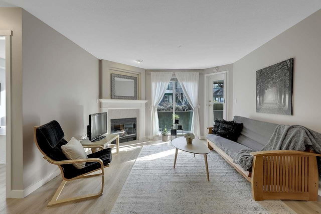 208 - 1576 Merklin Street