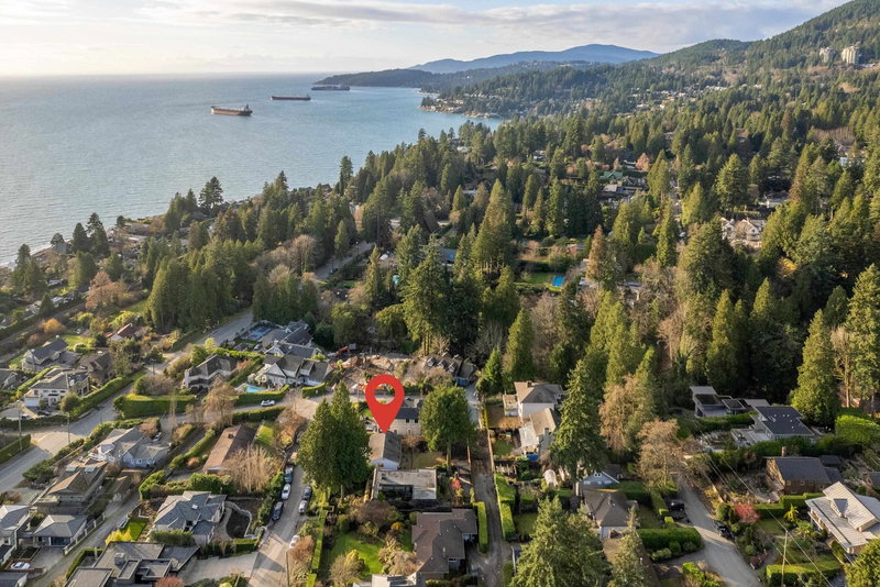 2773 Lawson Avenue, West Vancouver, V7V 2G5 | Image 2