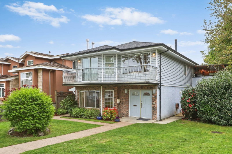 3778 Nithsdale Street