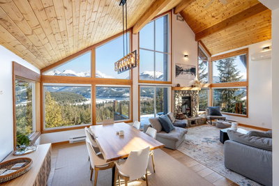 8373 Mountain View Drive | Whistler | Image