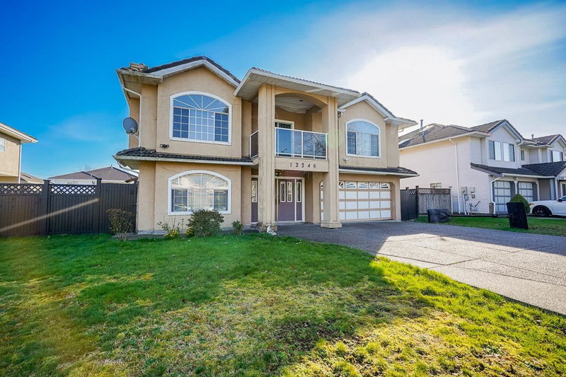 12246 64a Avenue, Surrey, V3W 3R8 | Image 2