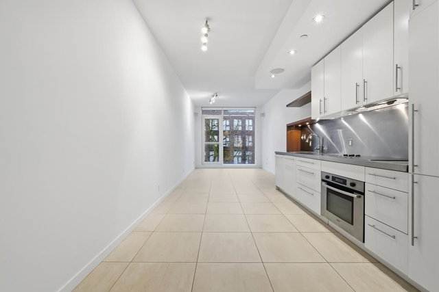 507 - 36 Water Street