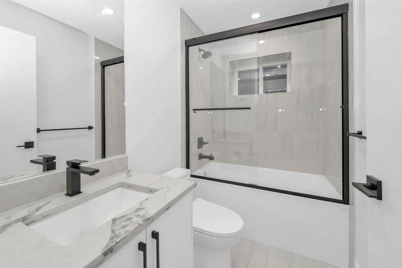 8 - 2168 Vinewood Street, Abbotsford, V2S 3S4 | Image 2