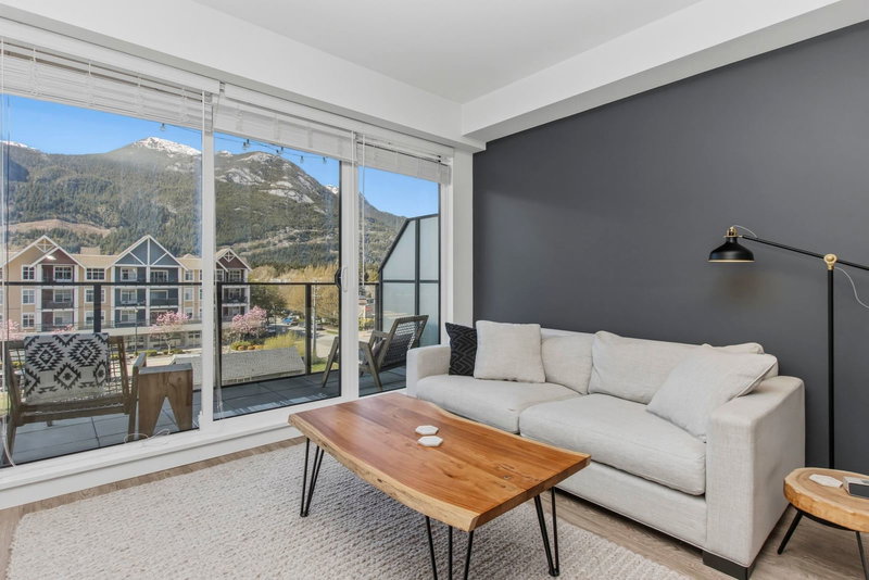 417 - 37881 Cleveland Avenue, Squamish, V8B 0Z7 | Image 3