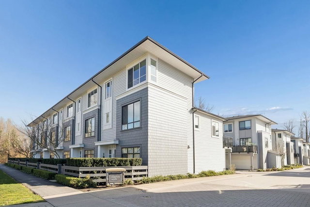 701 - 18505 Laurensen Place