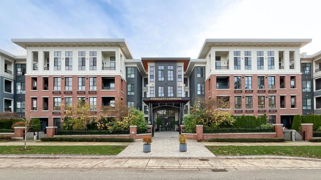 313 - 15138 34 Avenue