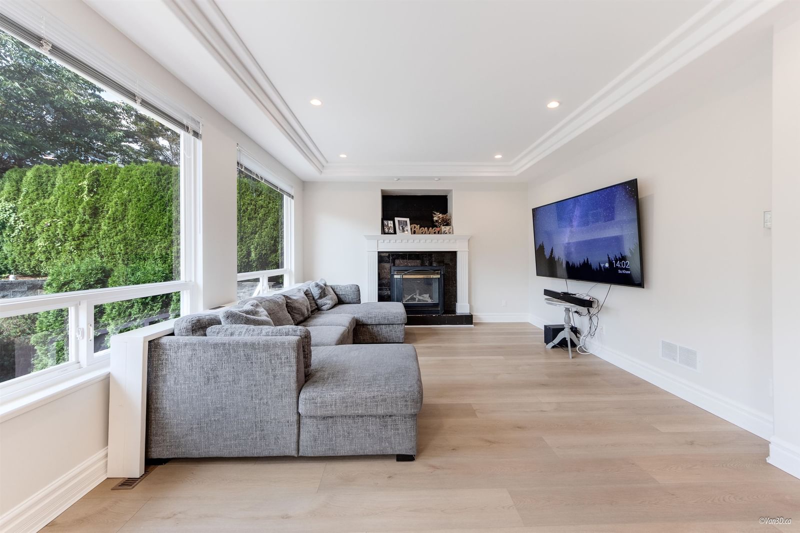 Listing Image 9