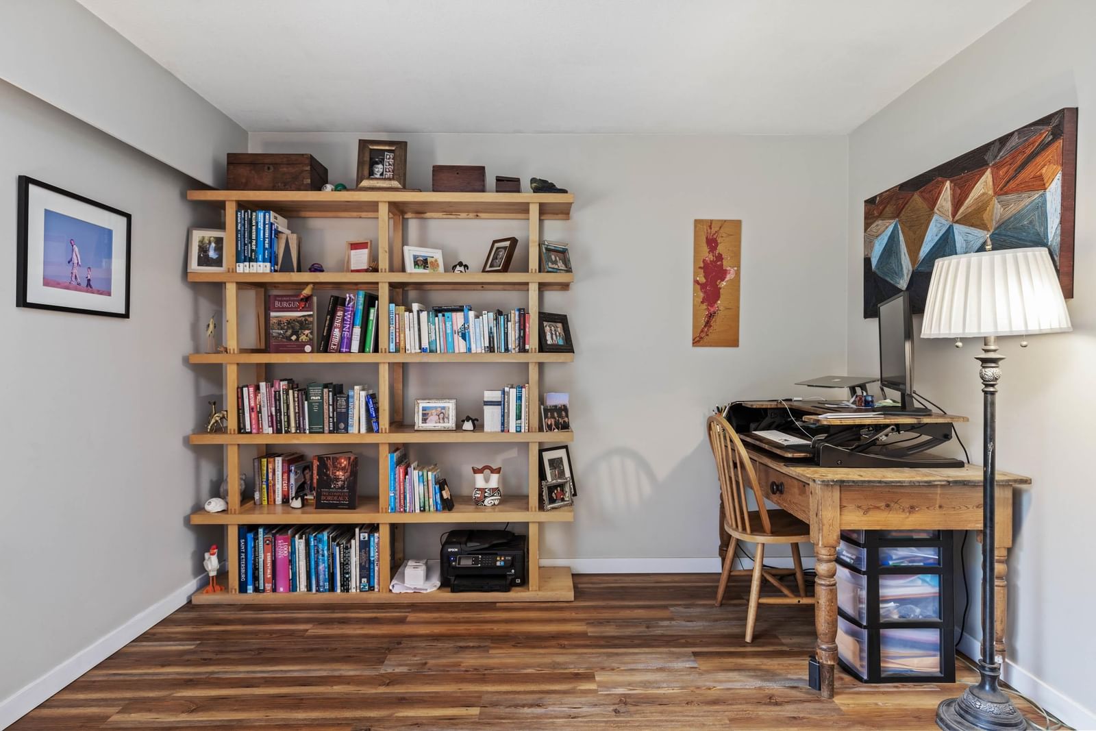 Listing Image 10