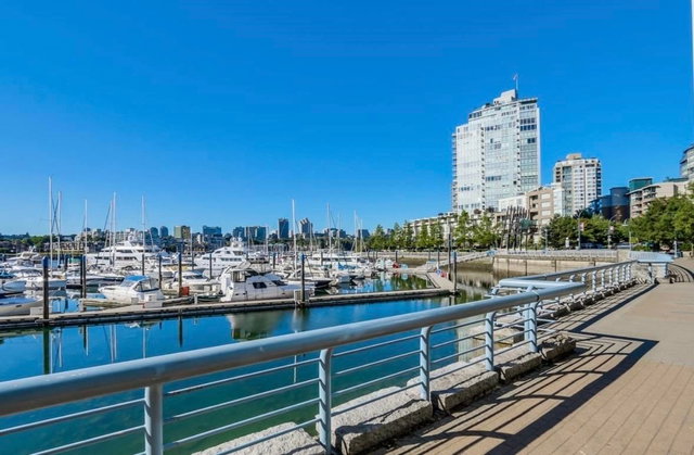 1101 - 193 Aquarius Mews