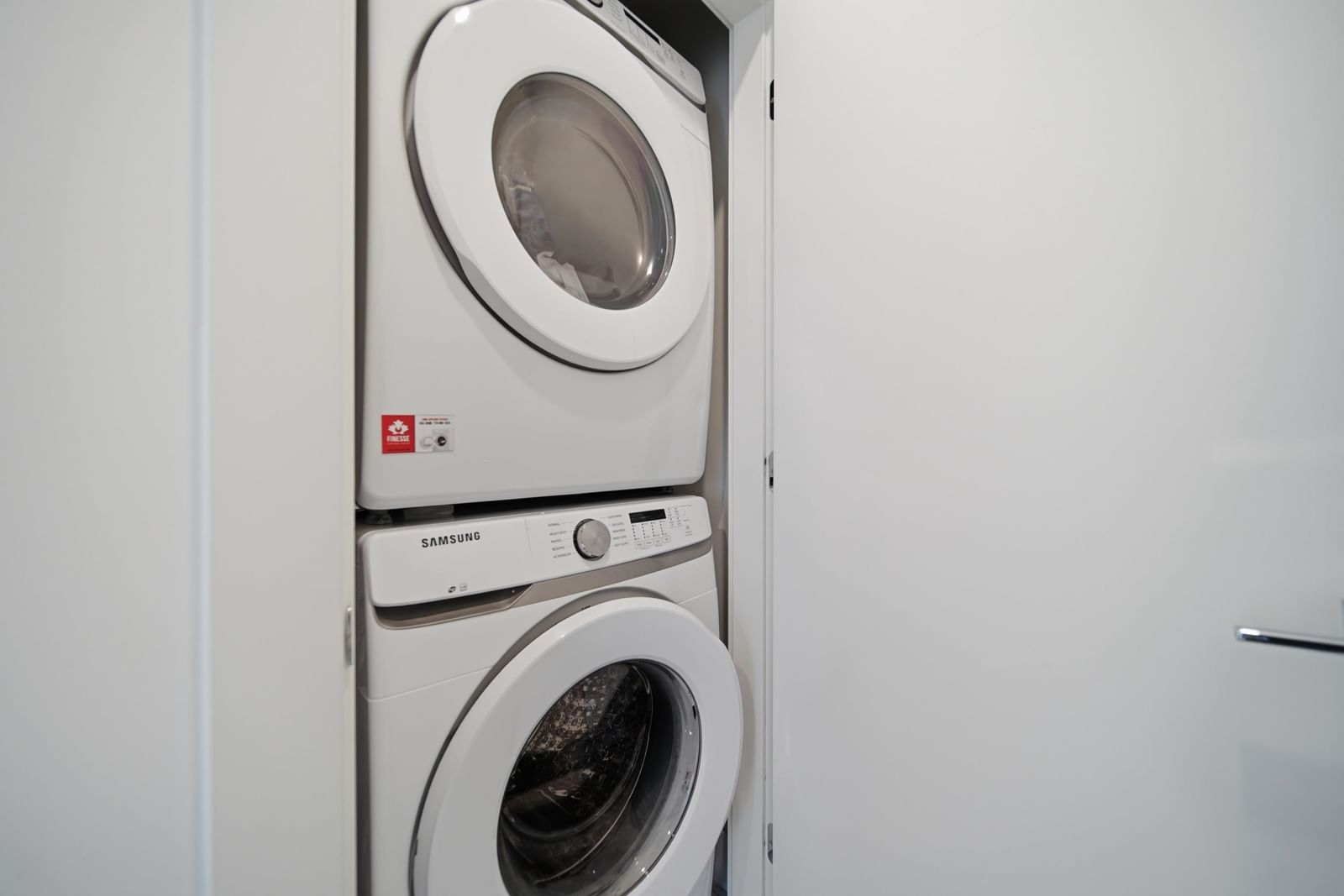 Listing Image 25