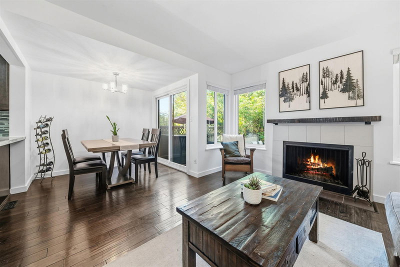 4742 Laurelwood Place, Burnaby, V5G 4B2 | Image 2