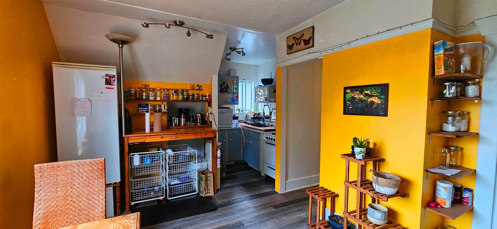 Listing Image 13