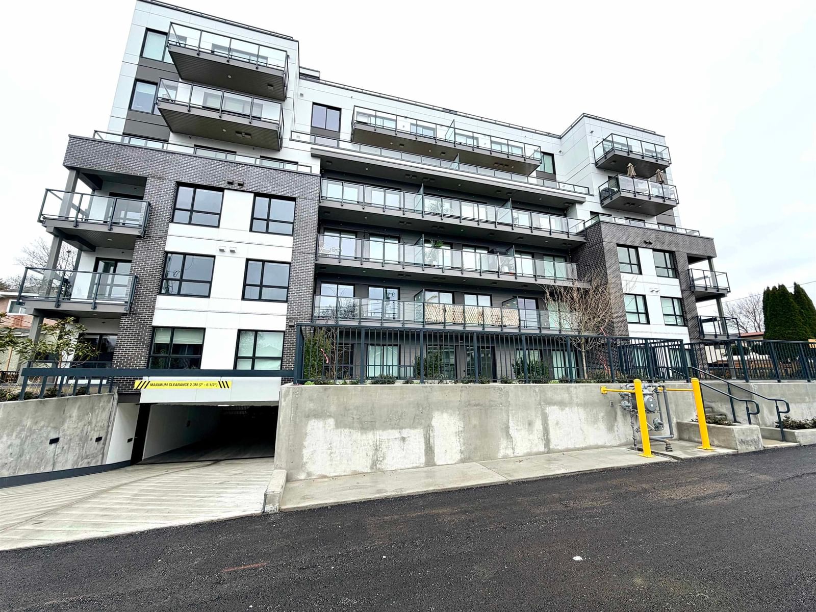 Listing Image 20