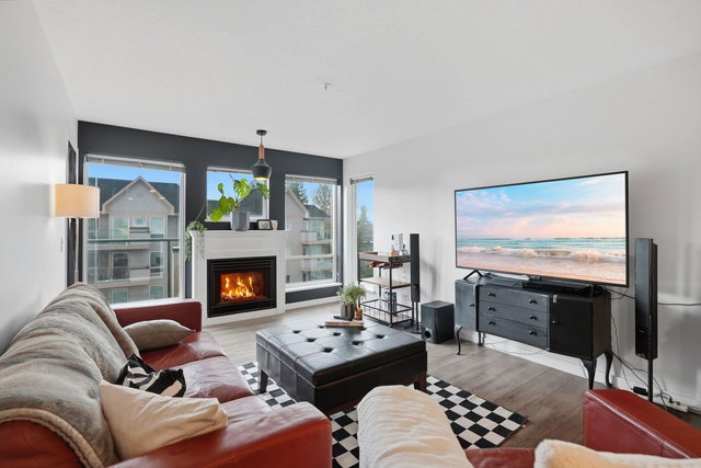 402 - 33738 King Road