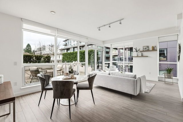 372 - 438 King Edward Avenue W