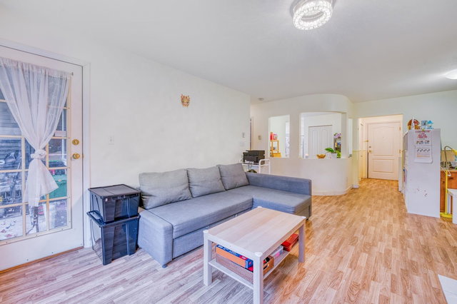 207 - 3738 Norfolk Street