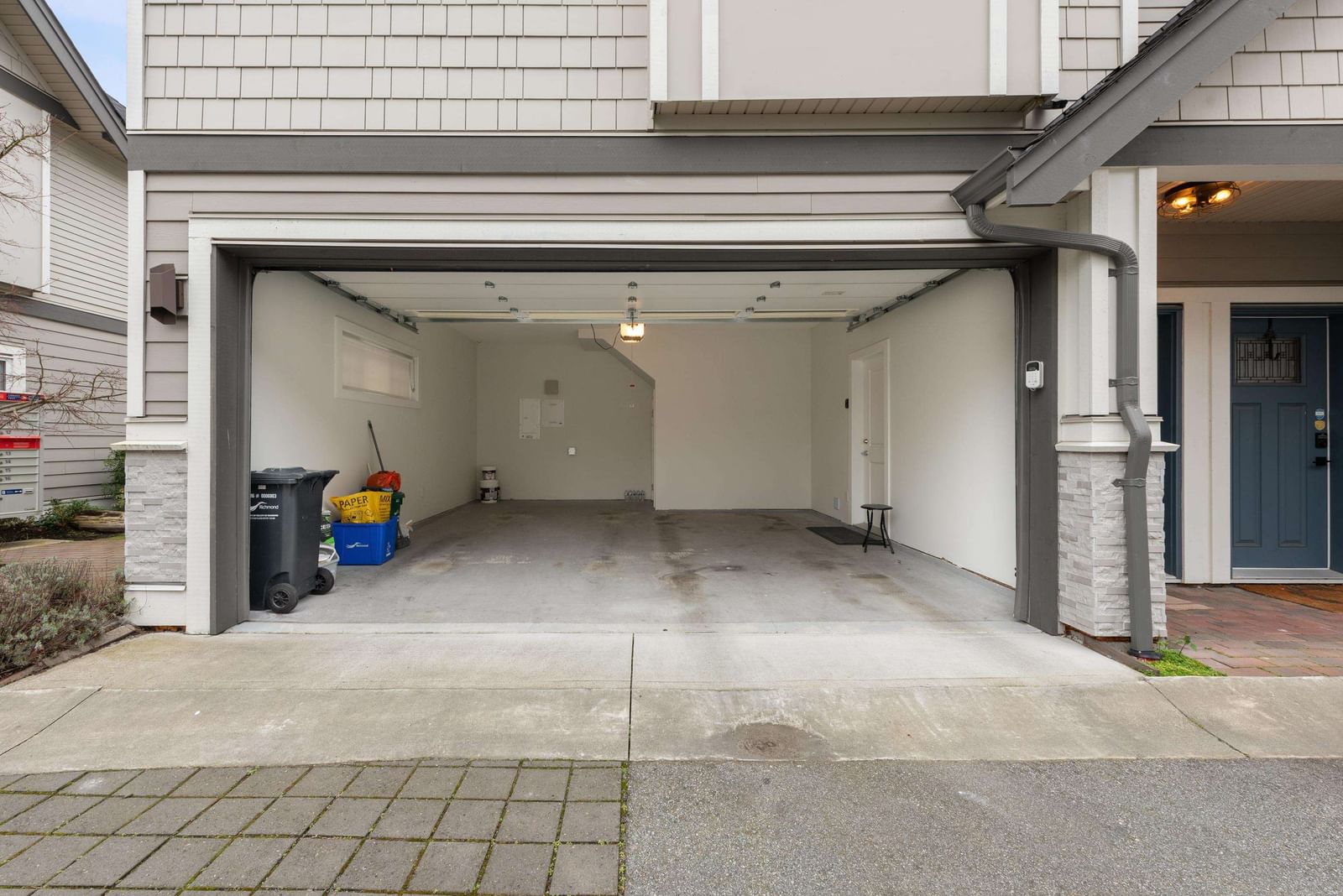 Listing Image 36