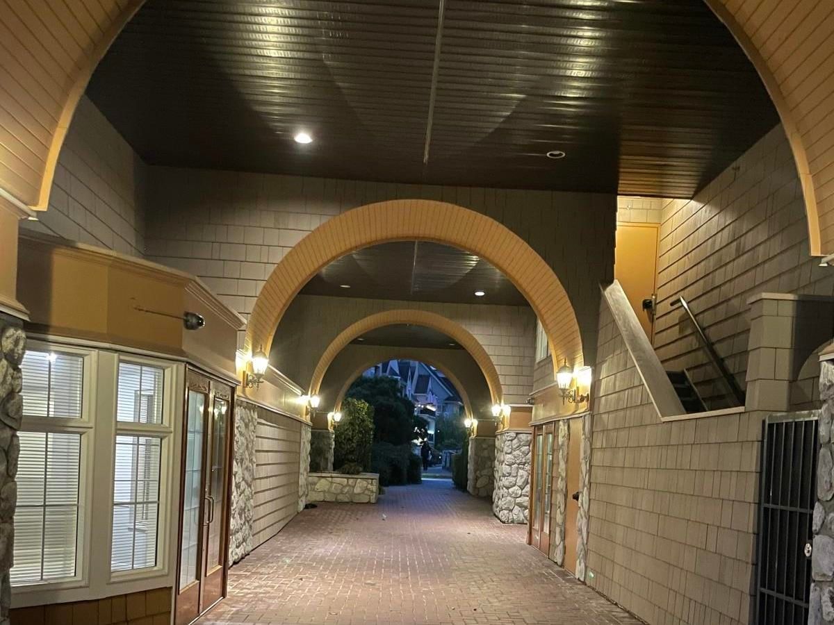 Listing Image 22