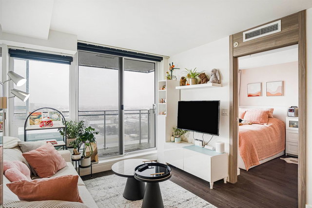 2505 - 433 Marine Drive SW