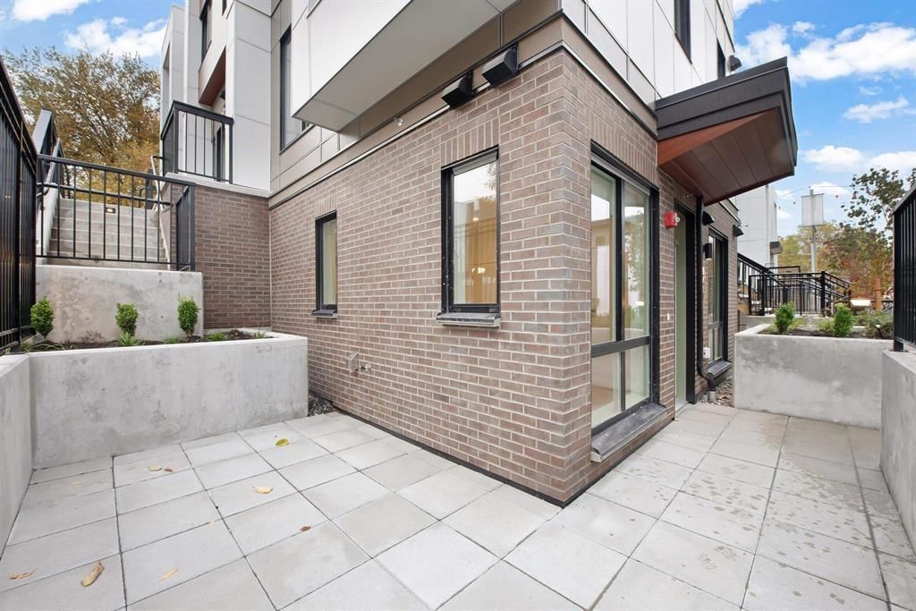 Listing Image 21
