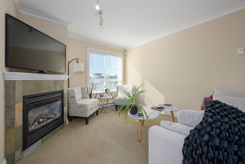 201 - 128 21st Street, North Vancouver, V7M 1Y9 | Image 3