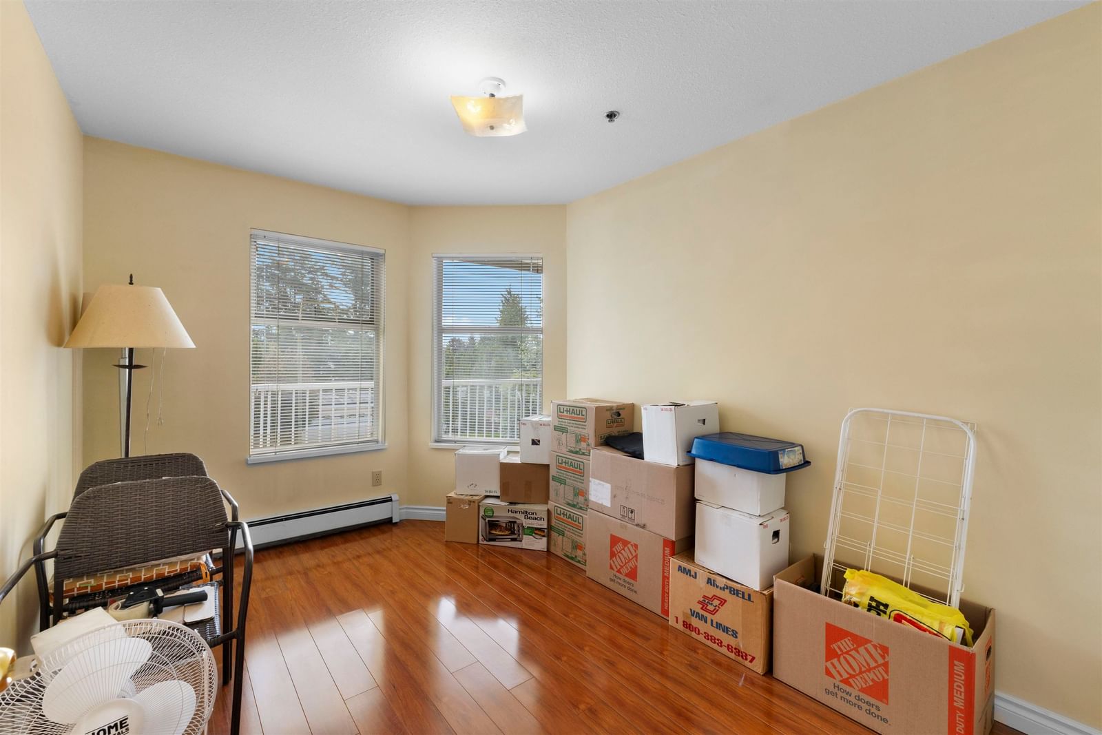 Listing Image 23